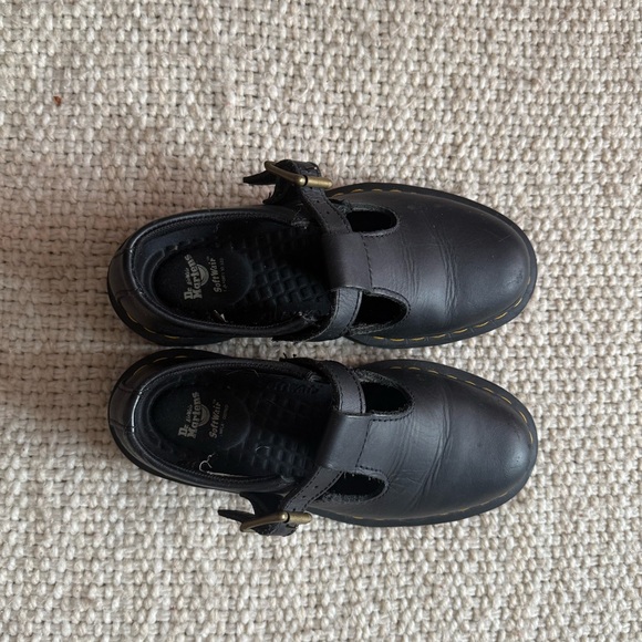 Black Platform Mary Jane Shoes - Picture 2 of 3